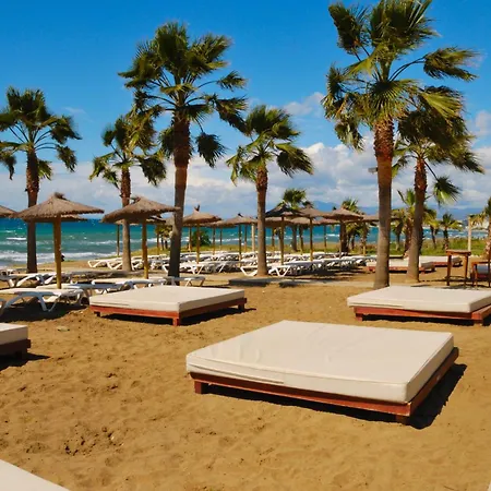 Selecta Sunrise Apartment Estepona